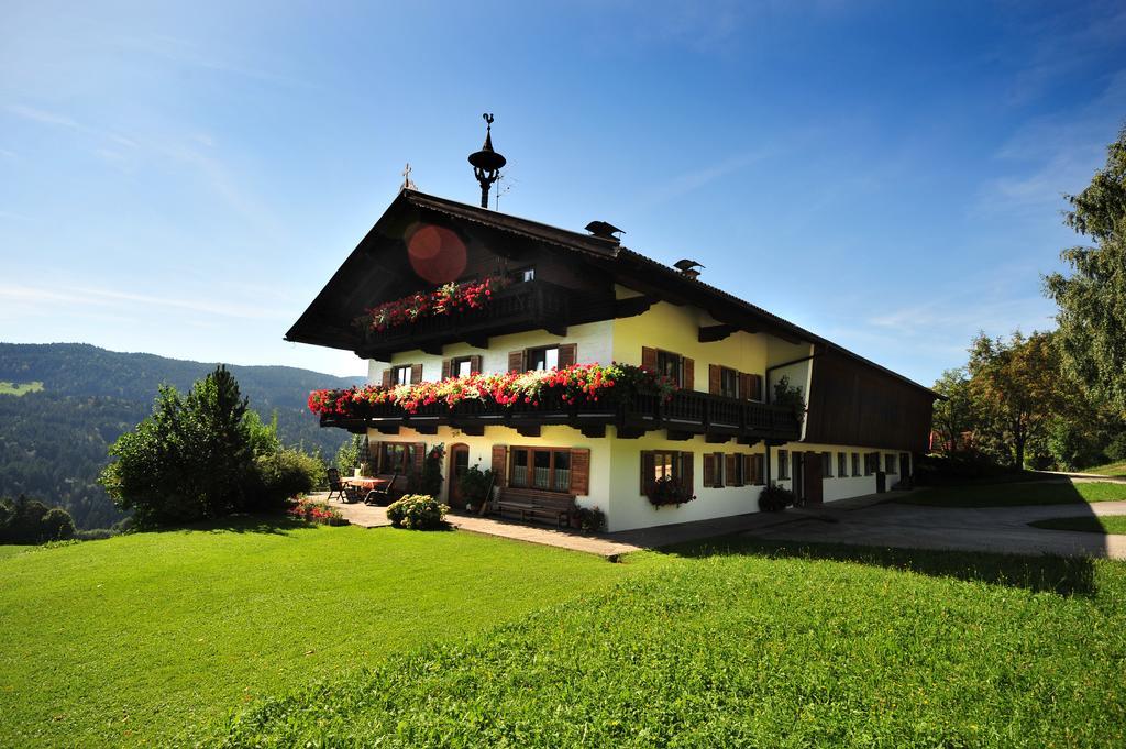 Gugghof Apartment Hopfgarten im Brixental Bilik gambar
